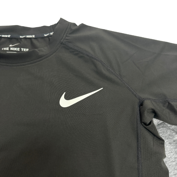 Nike Black Long Sleeve T-Shirt