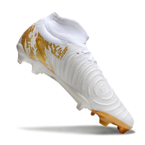 Nike Phantom Luna 2 Elite White and Gold FG