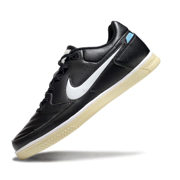 Nike5 Street Gato Black IC