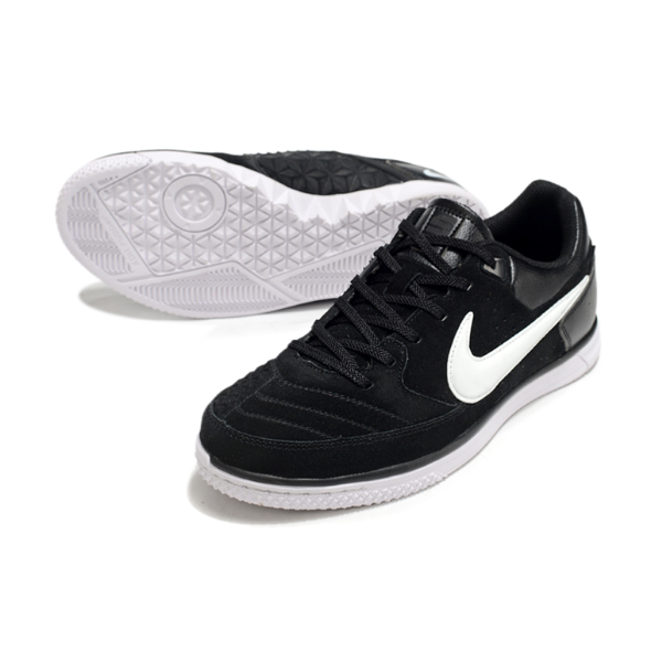 Nike5 Street Gato Black and White IC