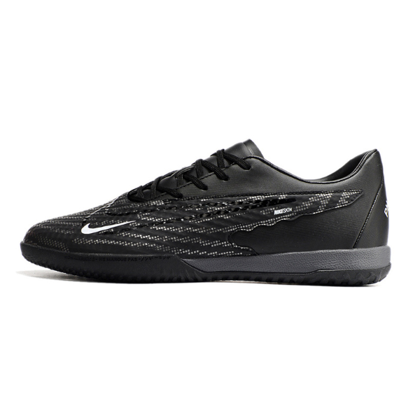 Nike Phantom GX Academy Black and White IC