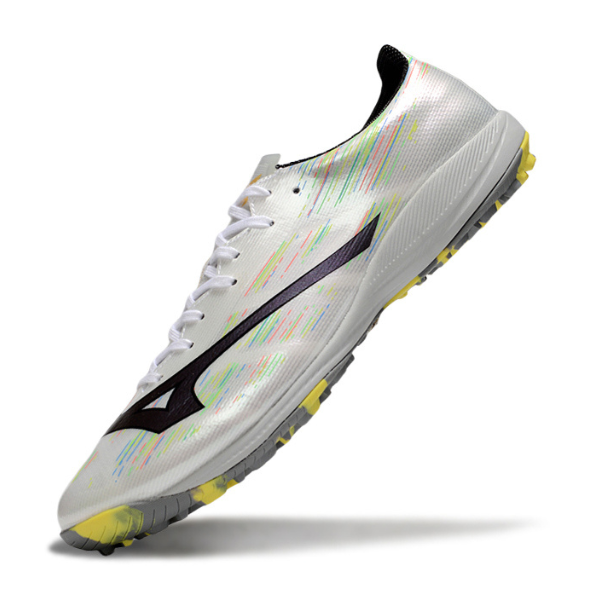 Mizuno Alpha White TF