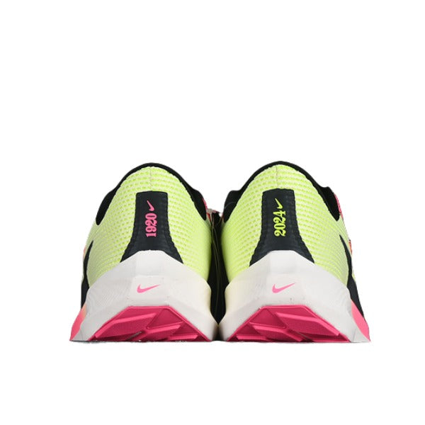 Nike Air Zoom Pegasus 40 Green and Pink Running Shoes