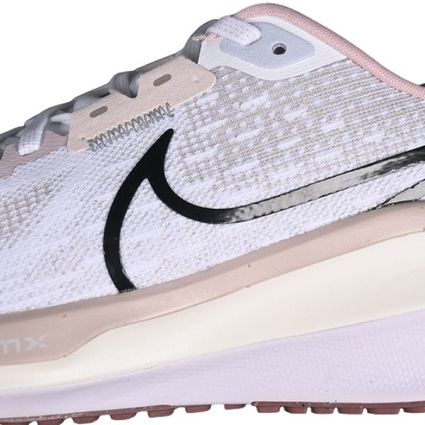 Nike Air Zoom Vomero 17 White and Beige Running Shoes