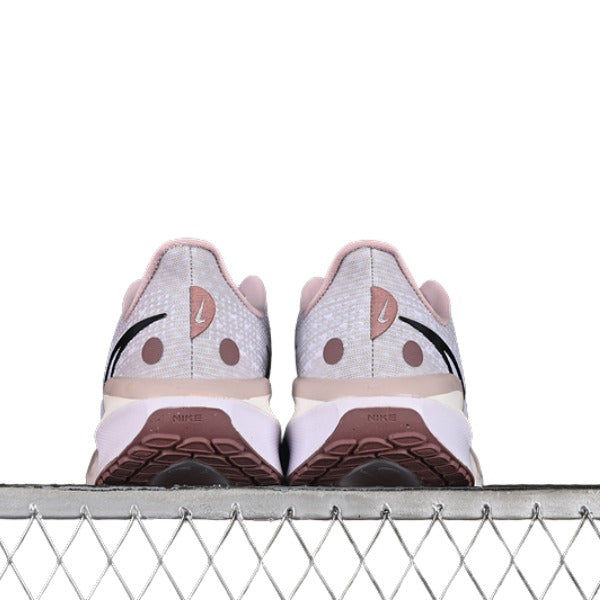 Nike Air Zoom Vomero 17 White and Pink Running Shoes