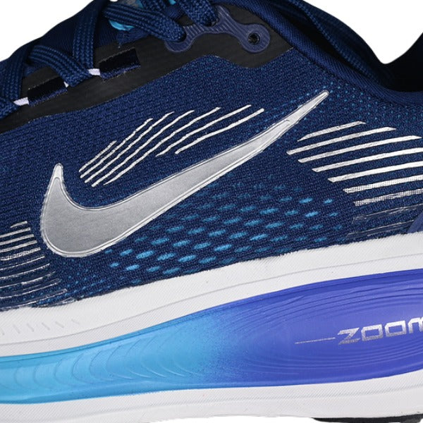 Nike Air Zoom Vomero 18 Blue and White Running Shoes