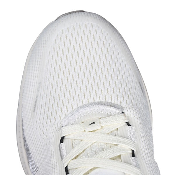 Nike Air Zoom Vomero 18 White and Beige Green Running Shoes