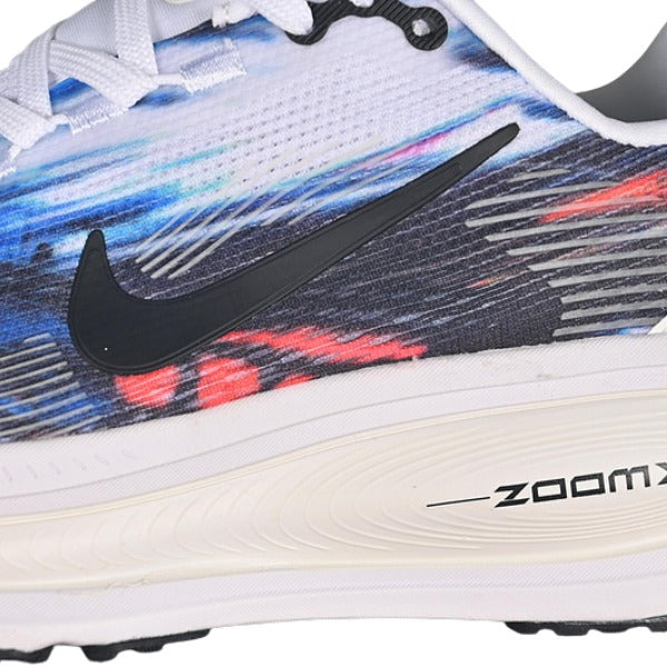 Nike Air Zoom Vomero 18 White and Blue/Black Running Shoes