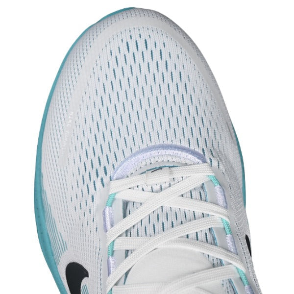 Nike Air Zoom Vomero 18 White and Light Blue  Running Shoes