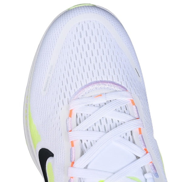 Nike Air Zoom Vomero 18 White and Light Green Running Shoes