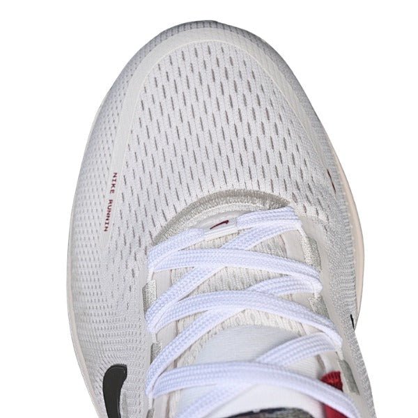 Nike Air Zoom Vomero 18 White and Red Running Shoes