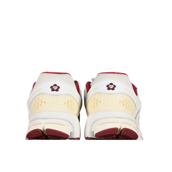 Nike Air Zoom Vomero 5 Beige and Red Running Shoes