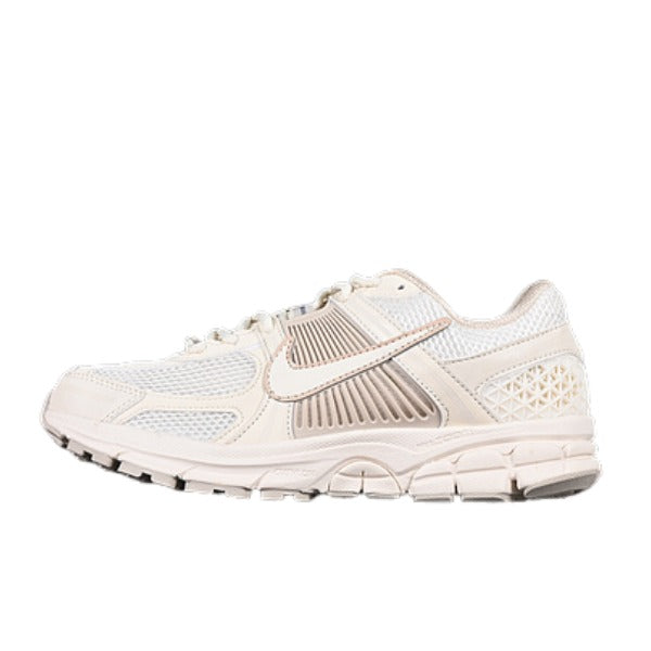 Nike Air Zoom Vomero 5 Beige Running Shoes