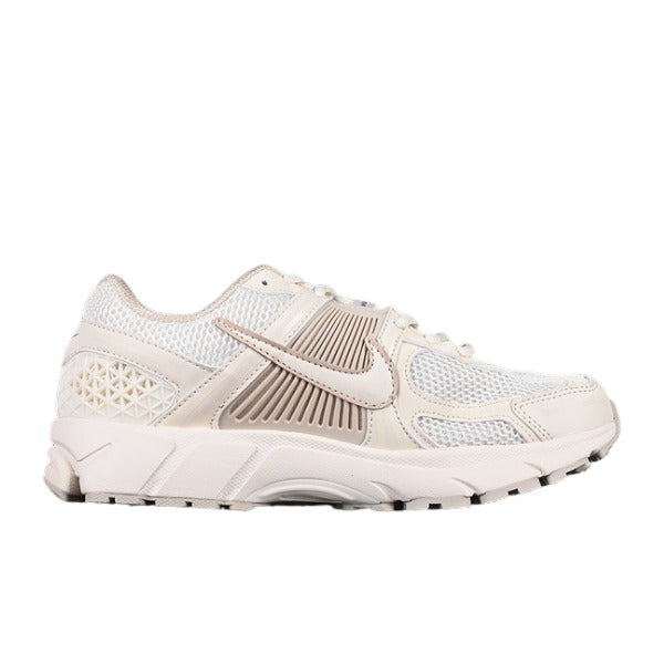 Nike Air Zoom Vomero 5 Beige Running Shoes