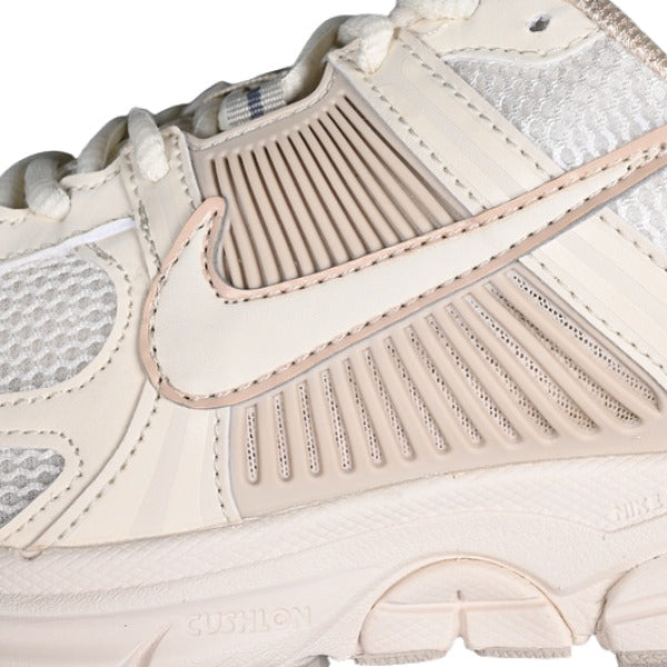 Nike Air Zoom Vomero 5 Beige Running Shoes