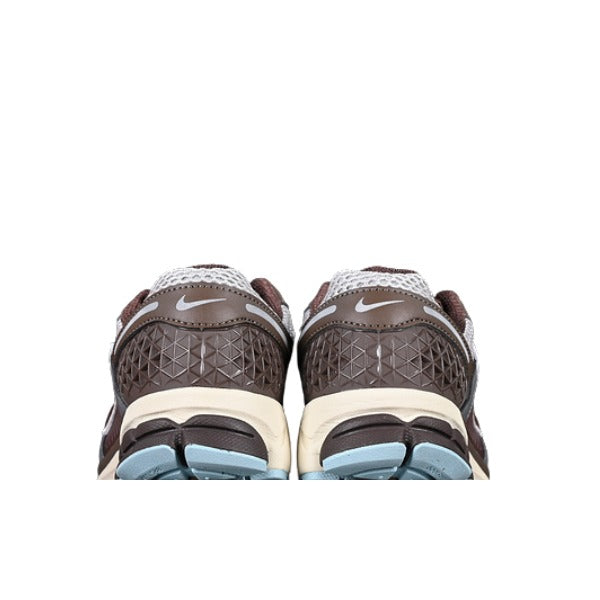 Nike Air Zoom Vomero 5 Brown and Gray Running Shoes