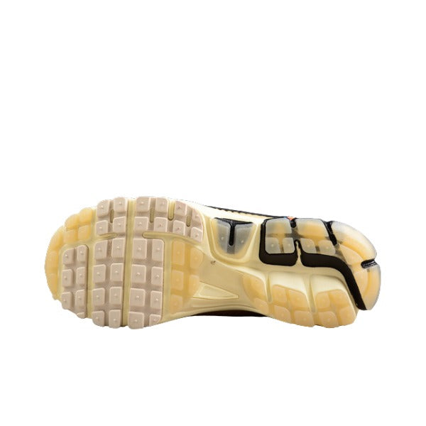 Nike Air Zoom Vomero 5 Brown Running Shoes