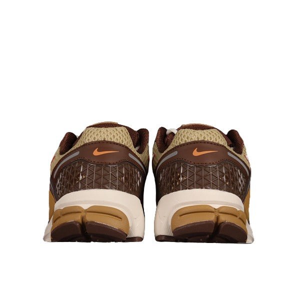 Nike Air Zoom Vomero 5 Brown Running Shoes