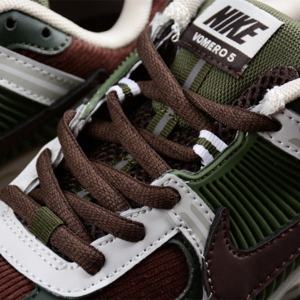 Nike Air Zoom Vomero 5 Gray and Green Running Shoes