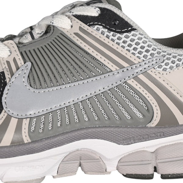 Nike Air Zoom Vomero 5 Gray and White Running Shoes