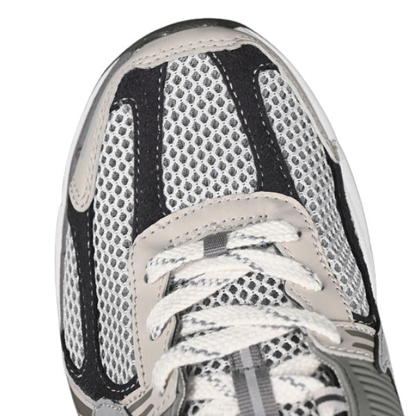 Nike Air Zoom Vomero 5 Gray and White Running Shoes