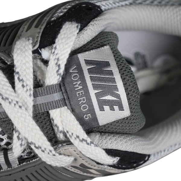 Nike Air Zoom Vomero 5 Gray Running Shoes