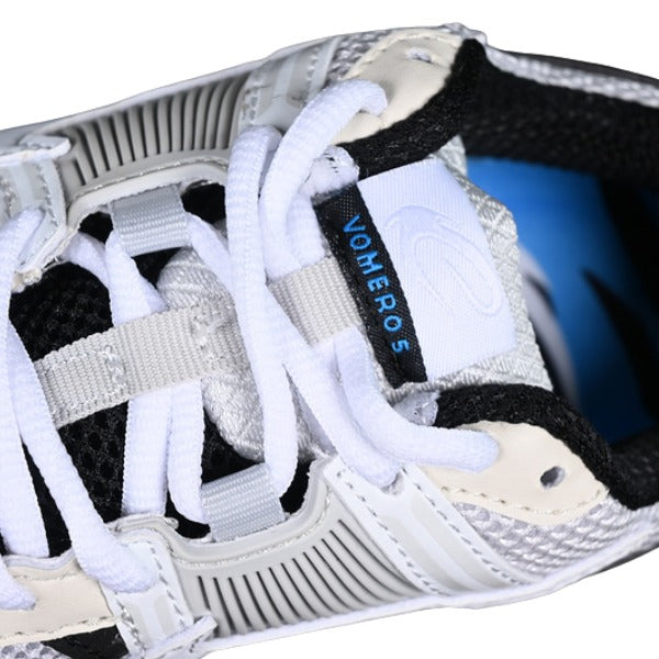 Nike Air Zoom Vomero 5 White and Black Running Shoes